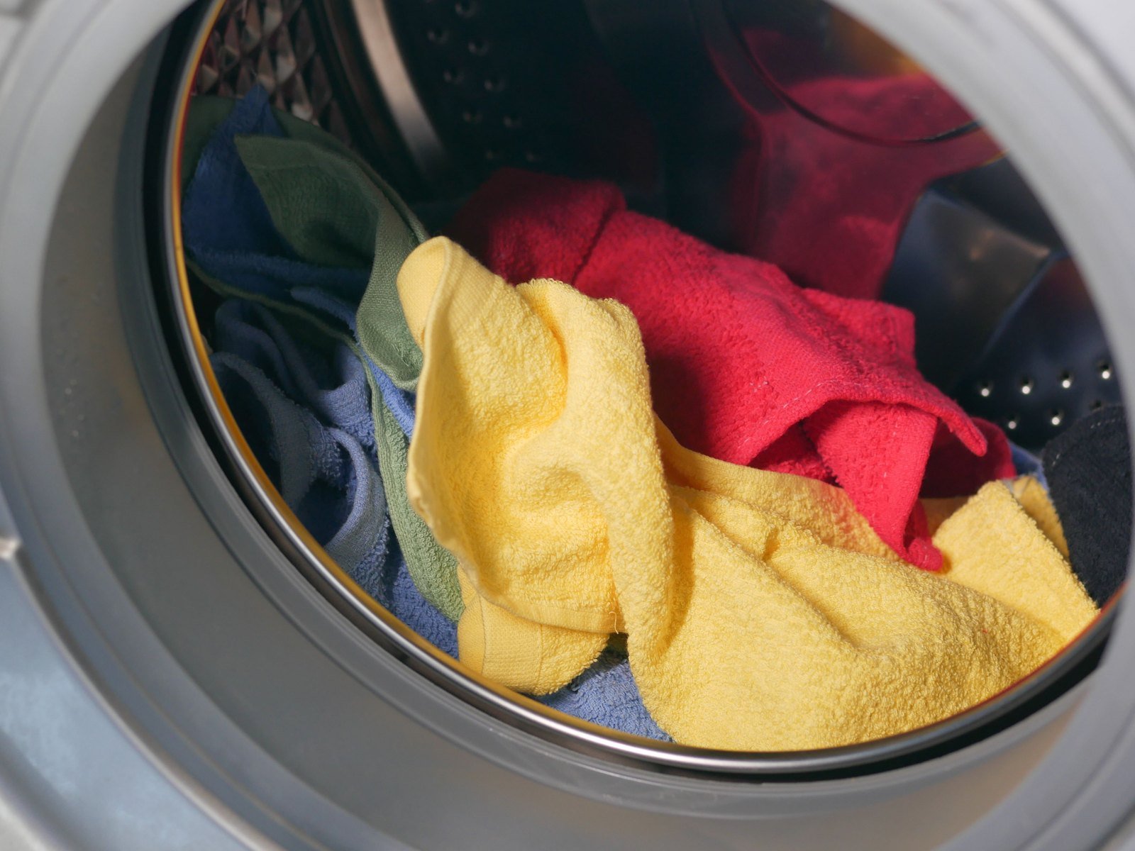 Meilleur sèche-linge pompe à chaleur économique : comparatif de 6 modèles en 2026