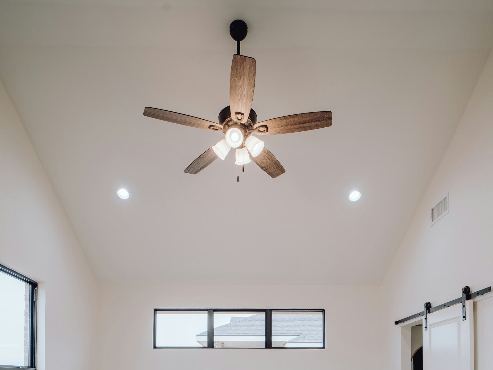 Meilleur ventilateur de plafond silencieux avec télécommande : 6 modèles comparés en 2026